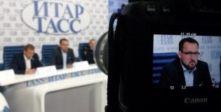 Болельщики РФ поддержали идею футбольных матчей на Украине без зрителей