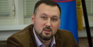 Российские фанаты вышли на первый план