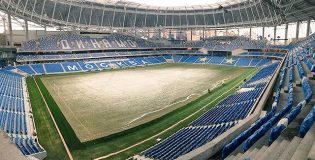 На новом стадионе «Динамо» начались проблемы с газоном